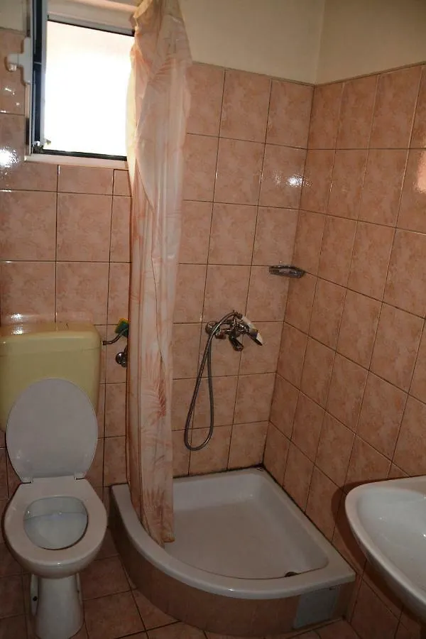 شقة Pakostane, Spacious Ap 6+2 كرواتيا